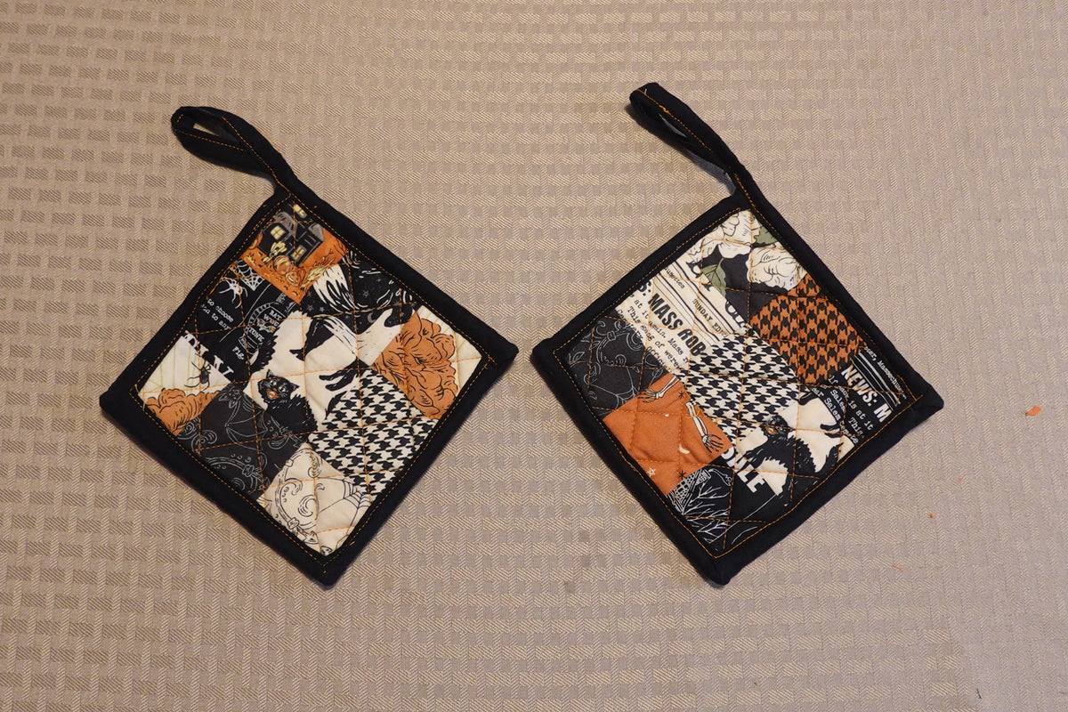 Halloween Patchwork Pot Holder Set | Handmade Quilted Hot Pads | Set of 2 Kitchen Potholders
