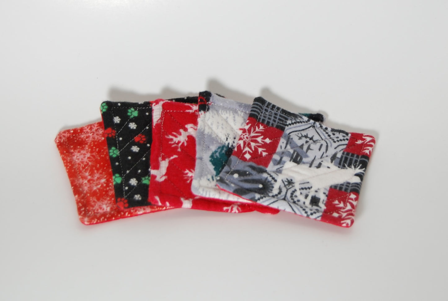 Handmade Christmas Mug Rugs – Set of 5 Quilted Holiday Coasters