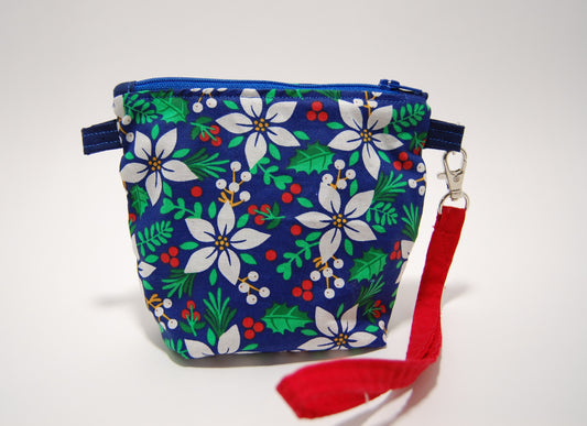 Christmas Poinsettia Wristlet Pouch | Handmade Holiday Zipper Bag