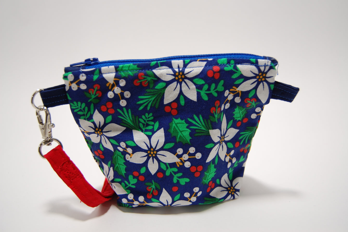 Christmas Poinsettia Wristlet Pouch | Handmade Holiday Zipper Bag