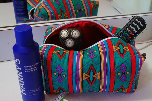 Santa Fe Boxie Bag – Quilted Men’s Toiletry & Grooming Bag