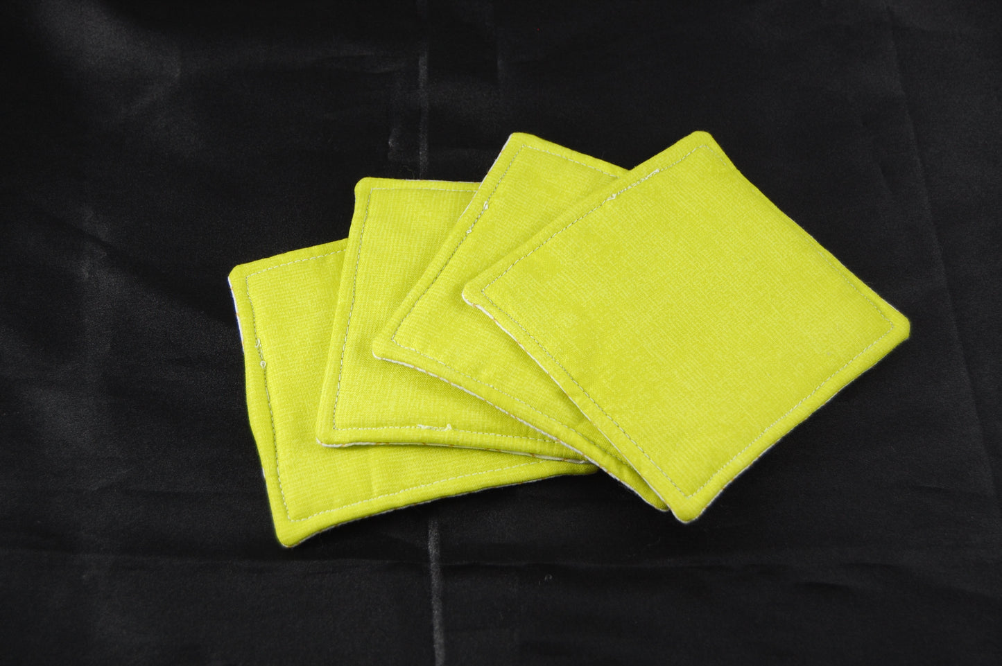 Modern Green and Gold Mug Rug Set – Handmade Quilted Coasters