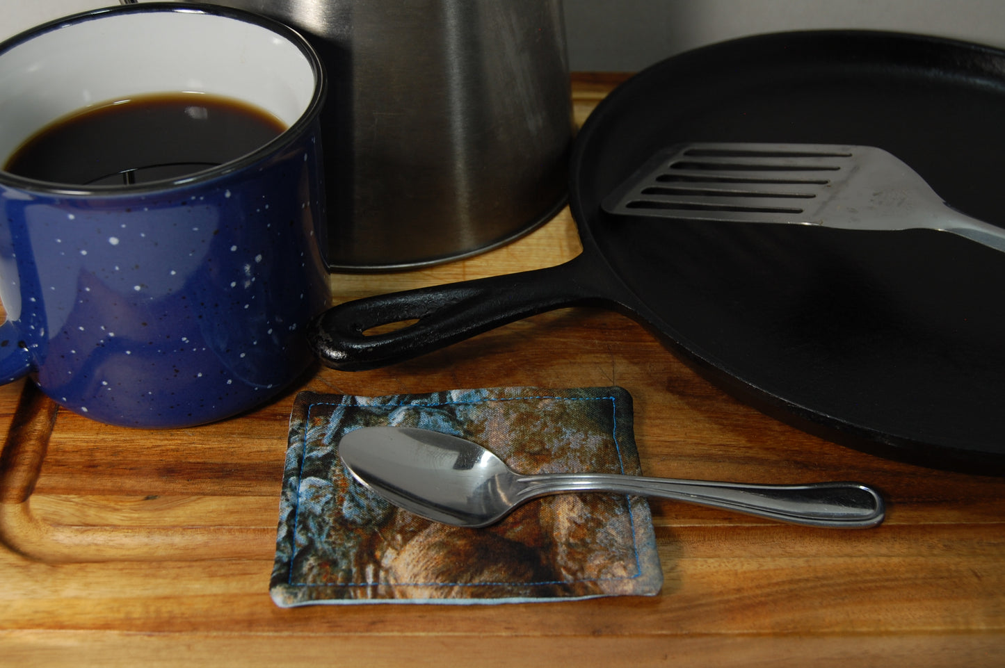 Rustic Cabin Kitchen Utensil Mats – Handmade Bear Print Spoon Rest Set