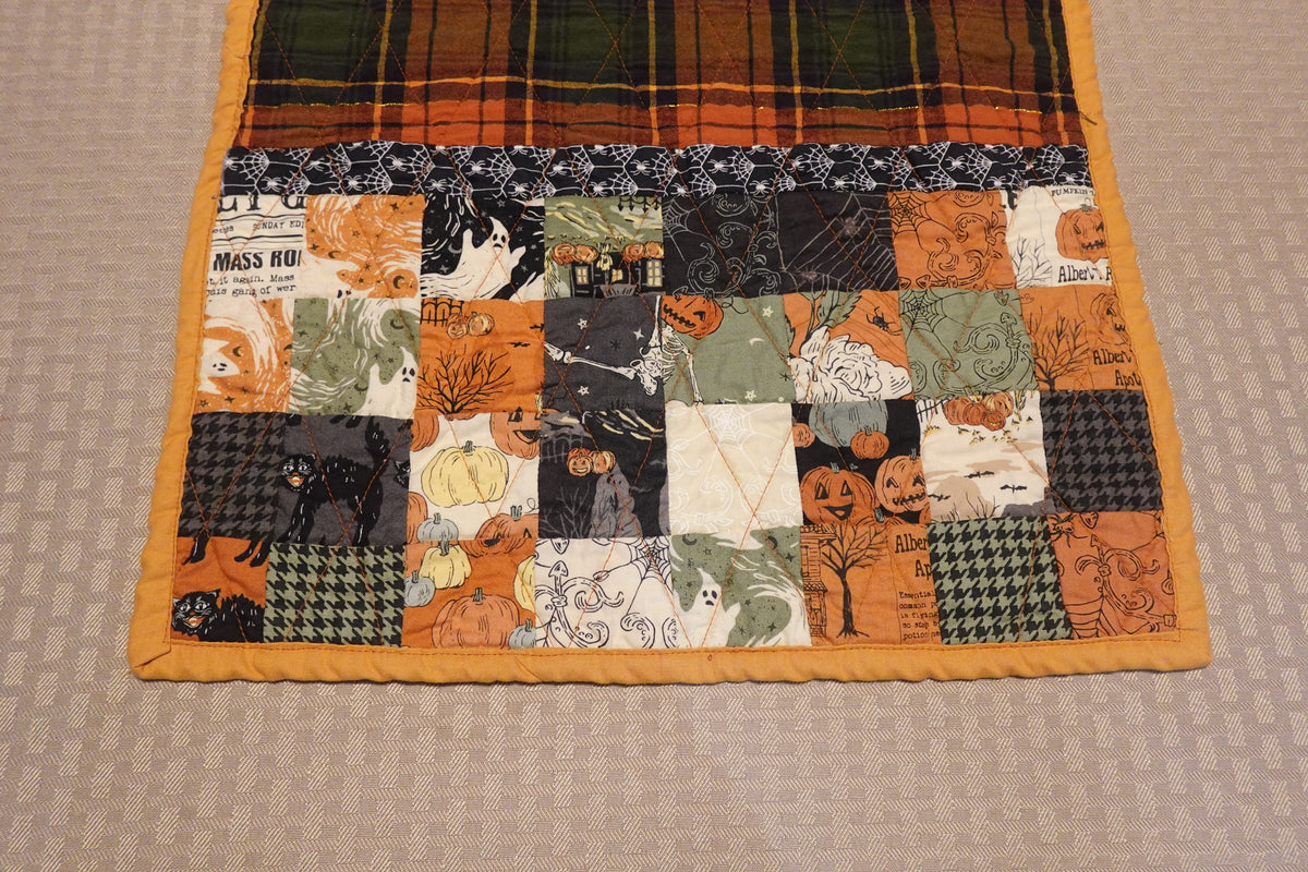 Harvest Patchwork Table Runner with Coordinating Napkins